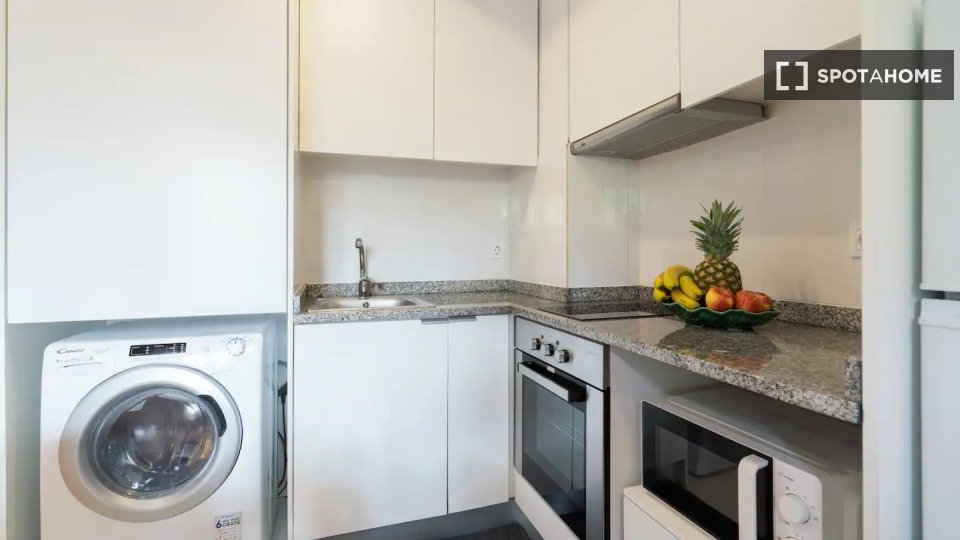 Apartment Porto, 1 bed — photo 2