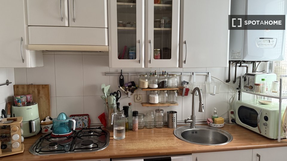 Double room Madrid, 2 beds, 75m² — photo 4