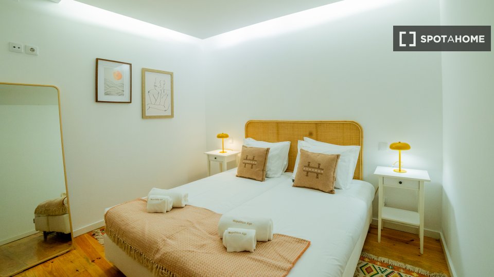 Apartment Porto, 1 bed, 103m² — photo 17