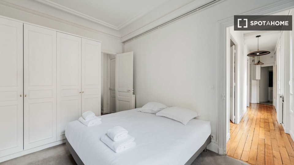 Apartment Paris, 2 beds, 68m² — photo 12