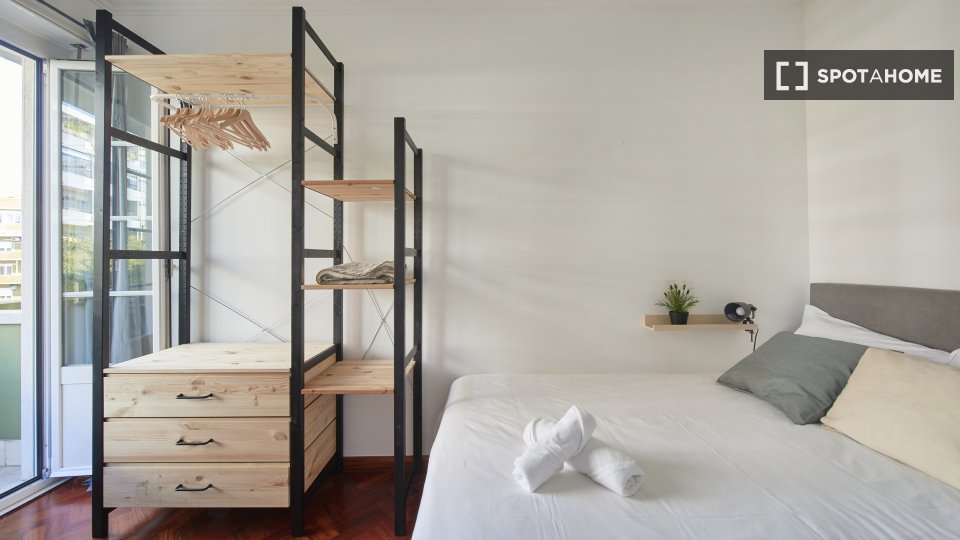 Double room Lisbon, 7 beds, 200m² — photo 2