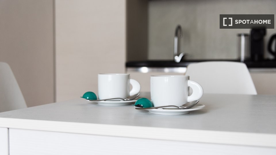 Apartment Milan, 2 beds, 65m² — photo 3