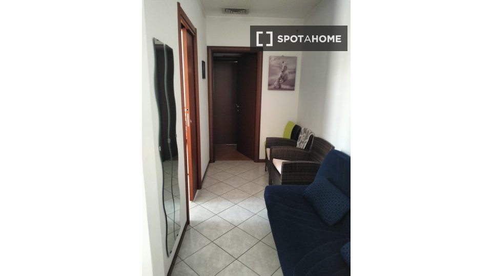 Double room Milan, 1 bed, 80m² — photo 4