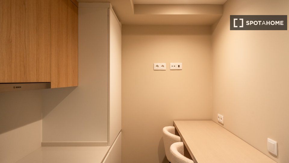 Apartment mono Lisbon, 39m² — photo 2