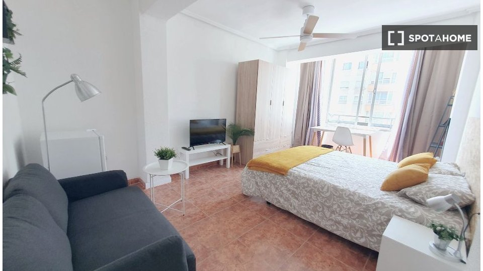 Double room Valencia, 5 beds — photo 7