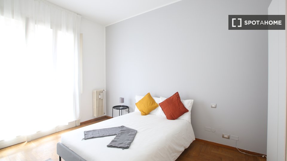 Double room Milan, 7 beds, 180m² — photo 9