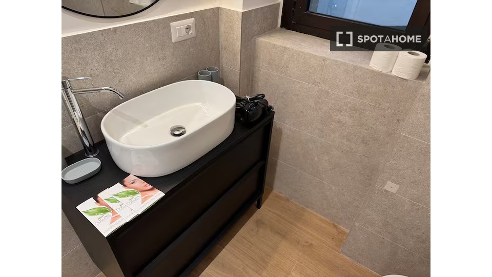 Apartment Milan, 1 bed — photo 8