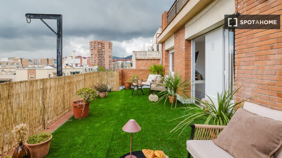 Double room Barcelona, 8 beds, 220m² — photo 58
