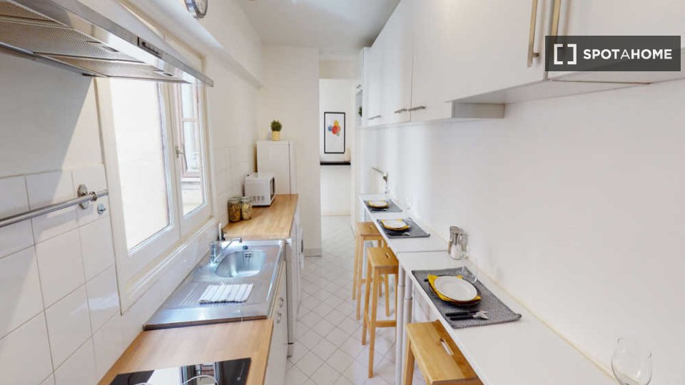 Double room Lyon, 4 beds, 90m² — photo 11
