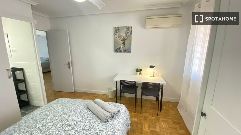 Camera doppia Madrid, 4 camere — foto 12