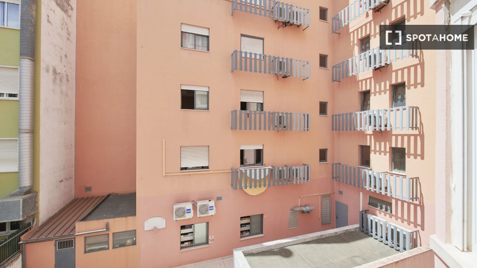 Double room Lisbon, 7 beds — photo 6