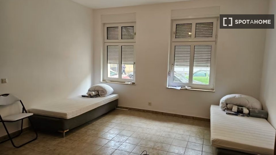Double room Berlin, 5 beds, 85m² — photo 10