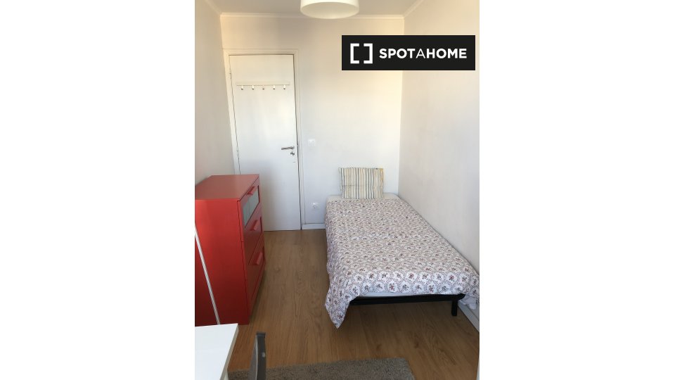 Double room Lisbon, 10 beds — photo 2