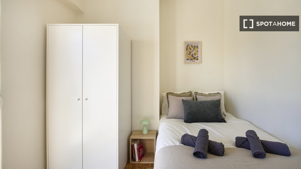 Double room Lisbon, 10 beds — photo 3