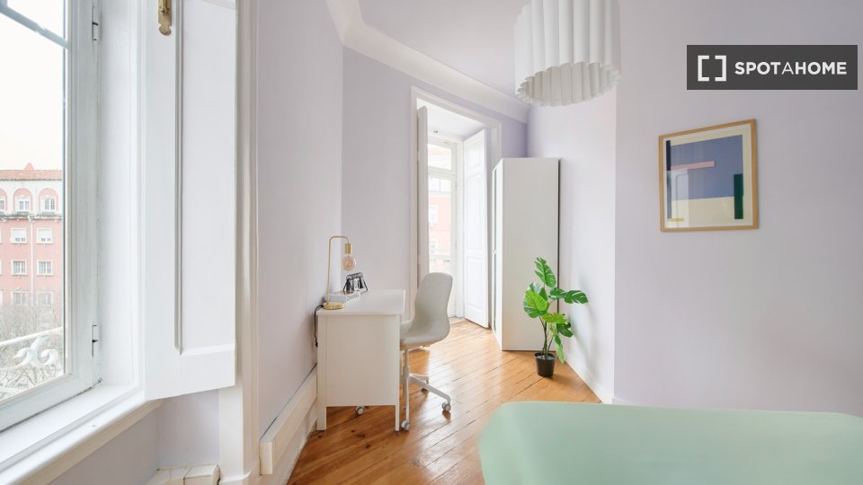Double room Lisbon, 8 beds — photo 34