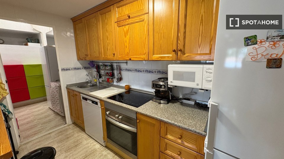 Apartment Alicante, 2 beds, 60m² — photo 19
