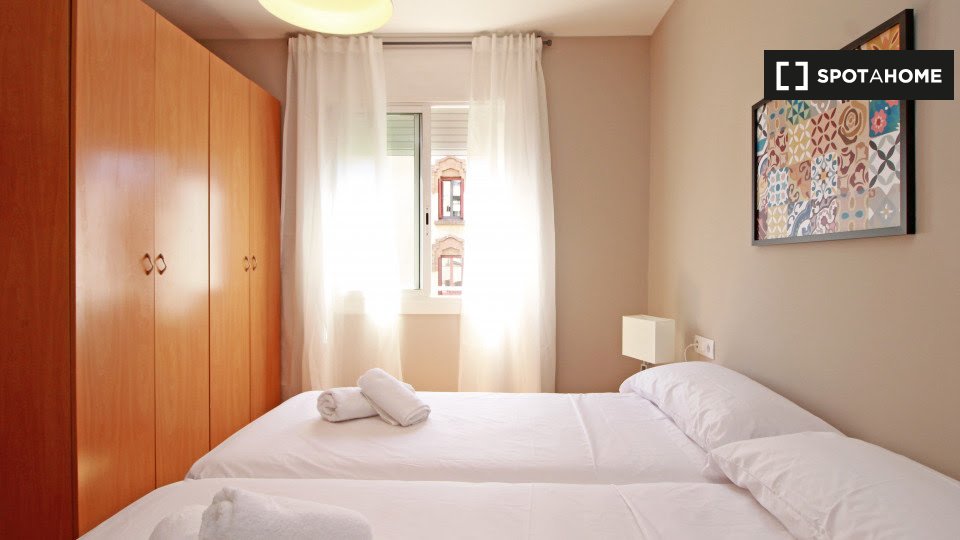 Apartment Barcelona, 4 beds, 140m² — photo 9