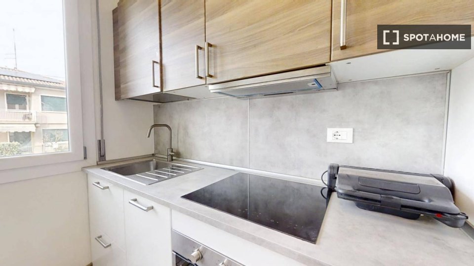 Double room Padua, 3 beds — photo 21