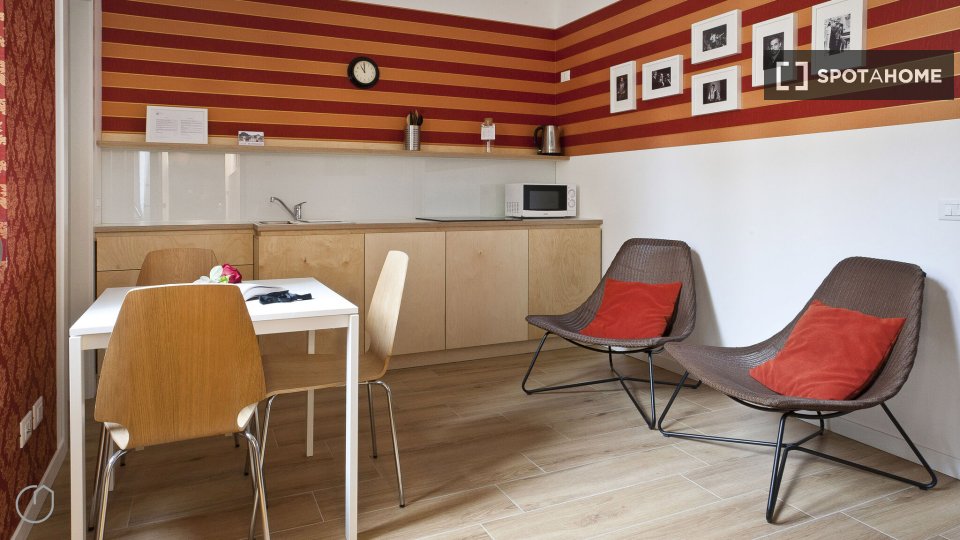 Apartment Milan, 1 bed, 40m² — photo 11