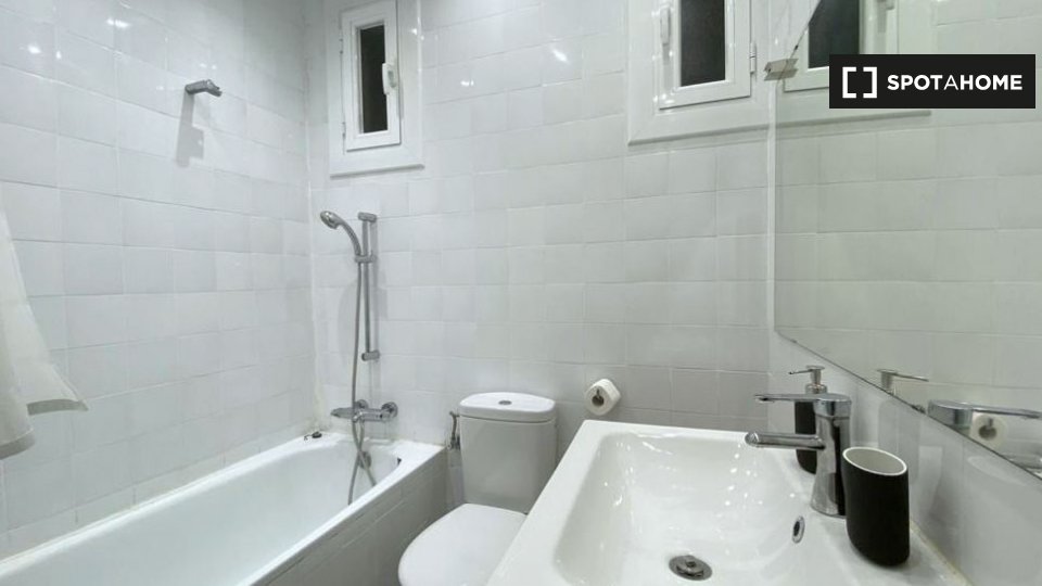 Appartamento Barcellona, 2 camere, 90m² — foto 10