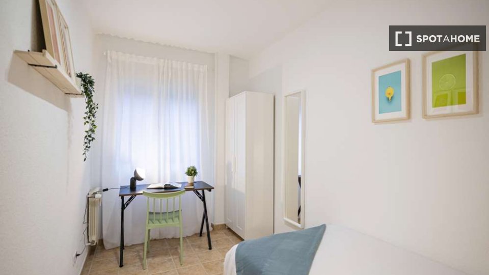 Double room Madrid, 25 beds — photo 3