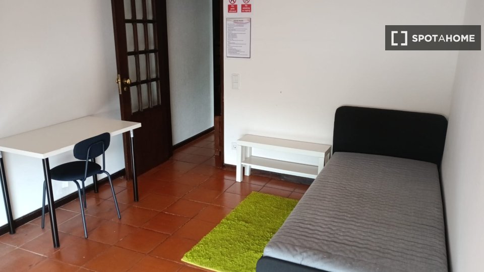 Double room Coimbra, 9 beds — photo 1