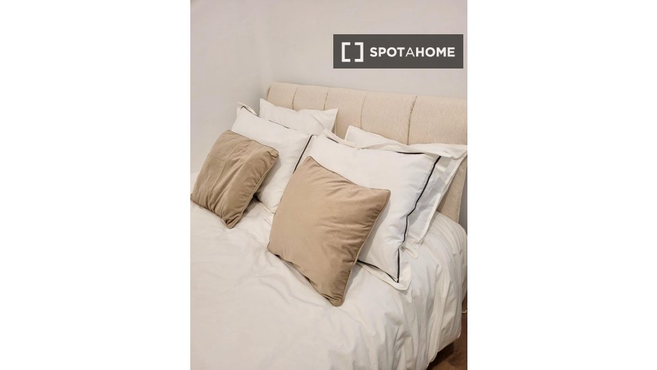 Double room Madrid, 7 beds — photo 14