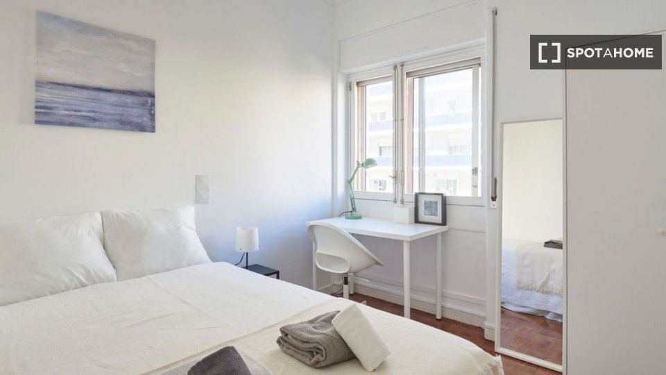 Double room Lisbon, 10 beds — photo 4