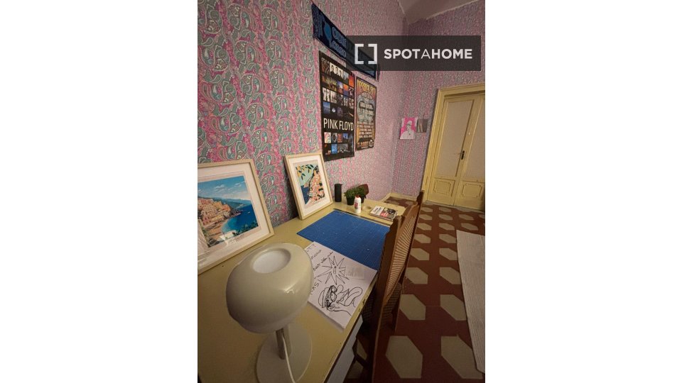 Double room Naples, 2 beds — photo 3
