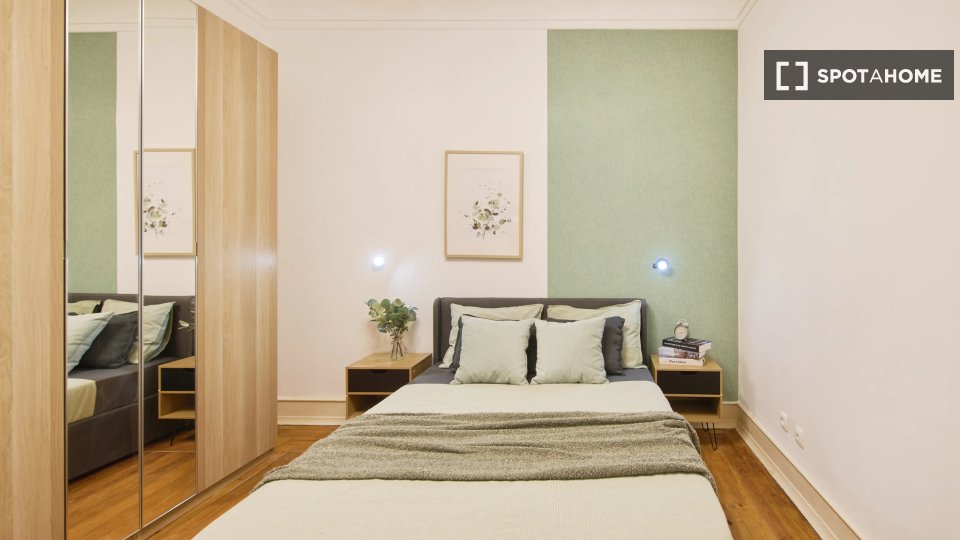 Double room Lisbon, 6 beds — photo 11