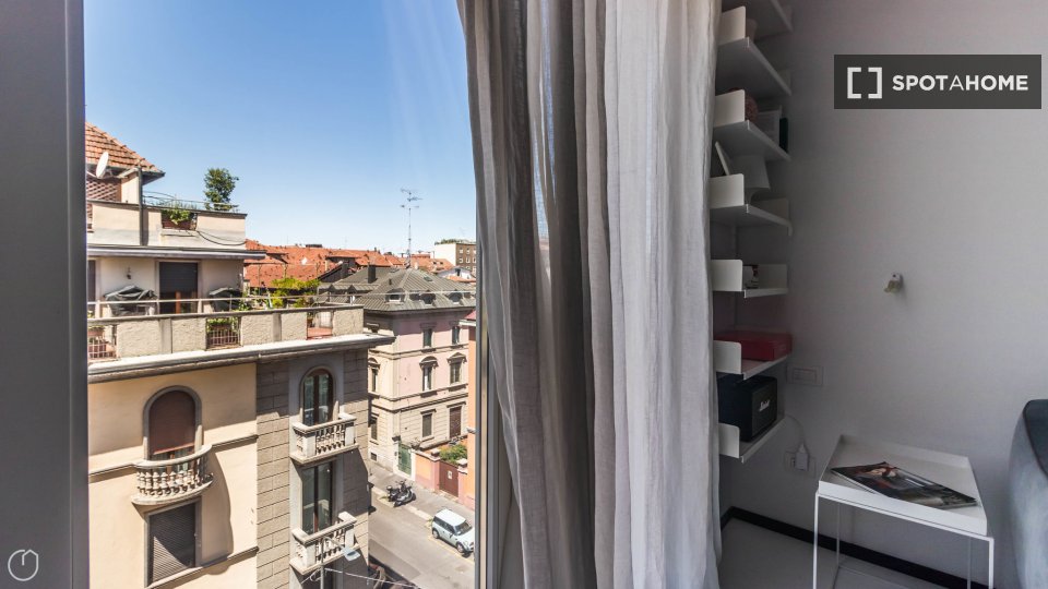 Apartment Milan, 1 bed, 43m² — photo 3
