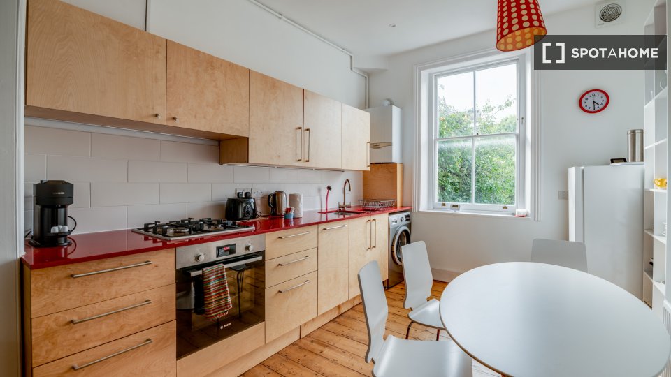 Apartment London, 2 beds — photo 1
