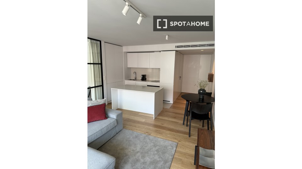Apartment mono Lisbon, 62m² — photo 4