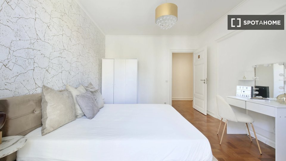 Double room Lisbon, 7 beds — photo 4