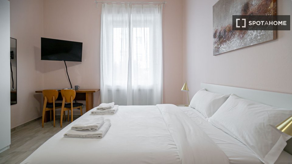 Apartment Milan, 1 bed, 46m² — photo 3