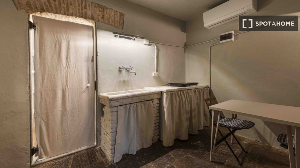 Apartment Florence, 1 bed, 35m² — photo 14