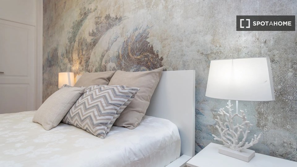 Double room Lisbon, 6 beds — photo 14