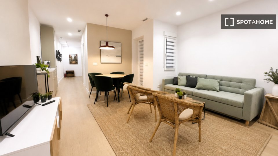 Apartment Madrid, 2 beds, 66m² — photo 5