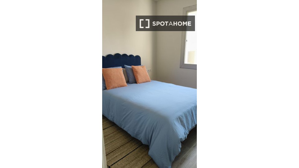 Double room Barcelona, 6 beds, 120m² — photo 22