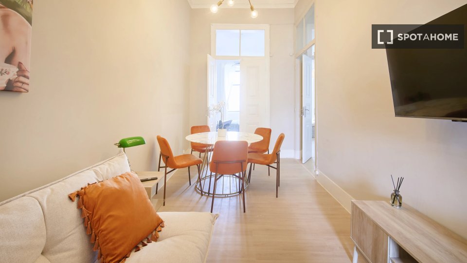 Double room Lisbon, 9 beds — photo 7