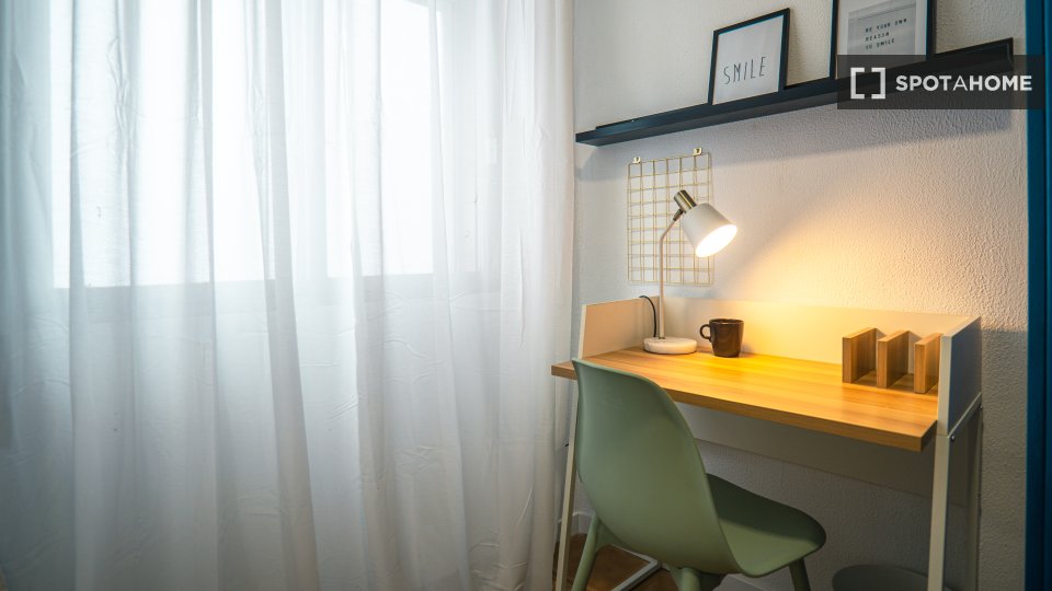 Double room Madrid, 5 beds — photo 19