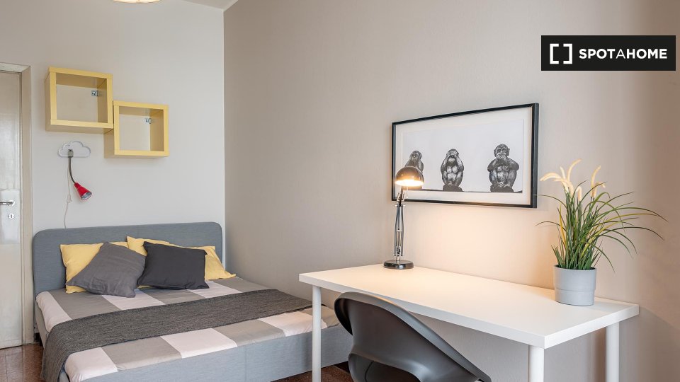 Double room Milan, 4 beds, 90m² — photo 11