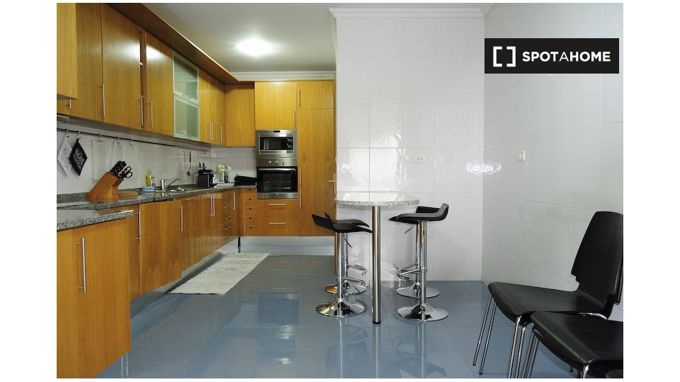 Apartment Lisbon, 1 bed, 230m² — photo 10
