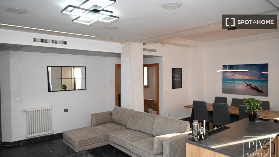 Double room Valencia, 8 beds, 263m² — photo 8