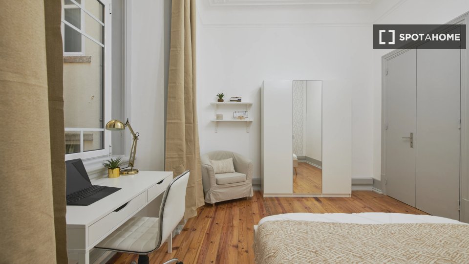Double room Lisbon, 10 beds — photo 7