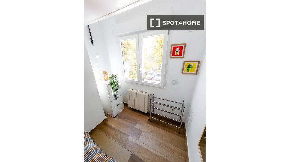 Double room Valencia, 4 beds, 90m² — photo 6