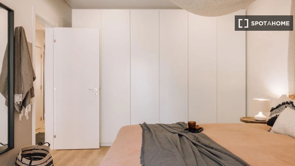 Apartment Lisbon, 2 beds — photo 2