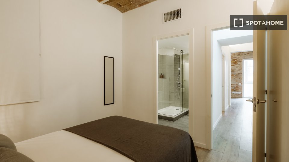 Apartment Barcelona, 2 beds, 74m² — photo 18