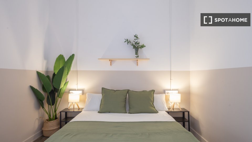 Double room Barcelona, 4 beds, 90m² — photo 9