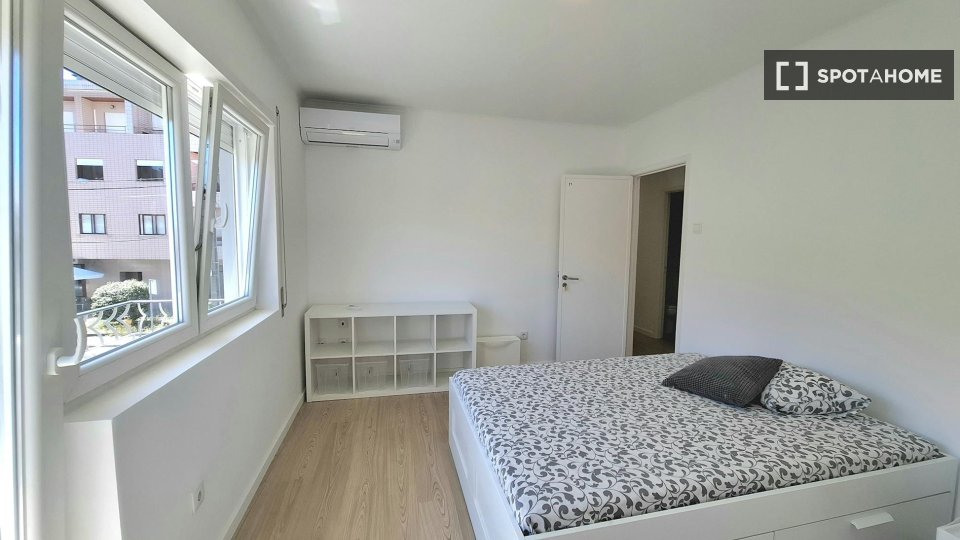 Double room Porto, 4 beds — photo 3